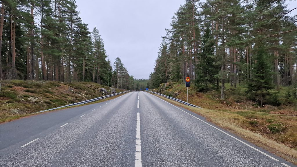 Fartkameror på gång på väg 151 mellan Värnamo och Hestra